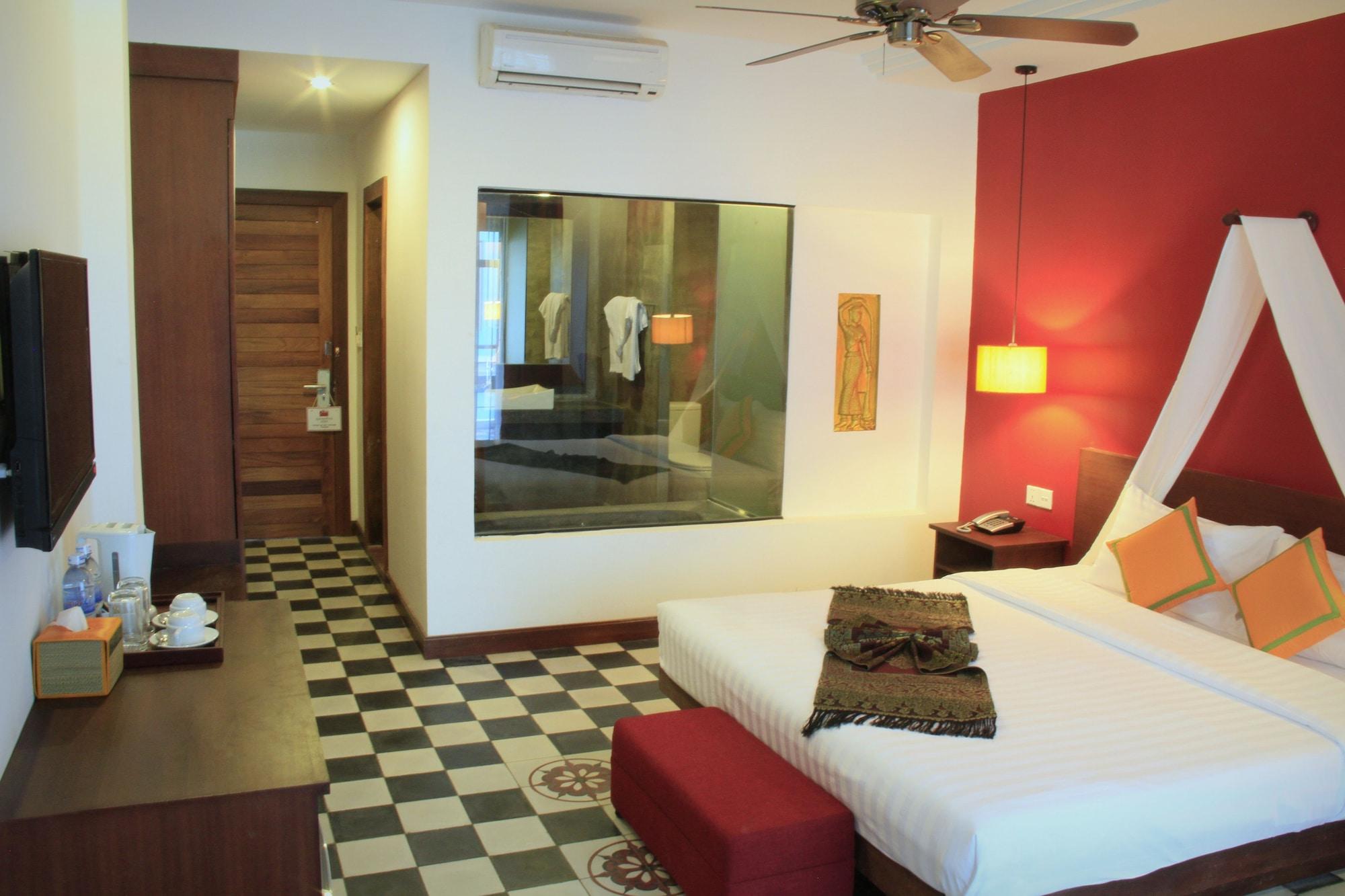 Mekong Angkor Palace Hotel Siem Reap Exteriör bild