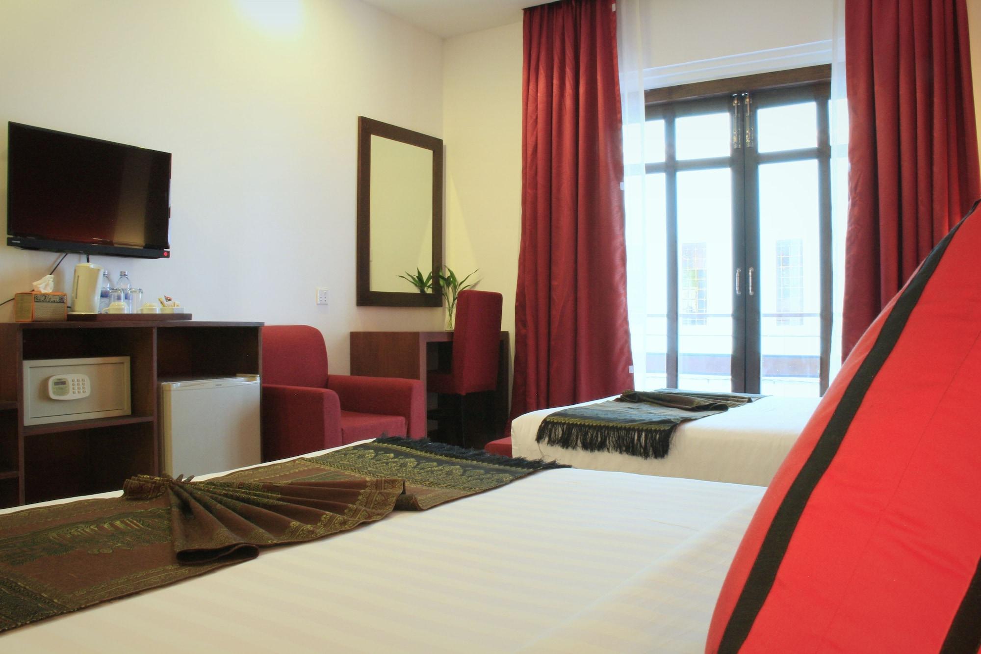 Mekong Angkor Palace Hotel Siem Reap Exteriör bild
