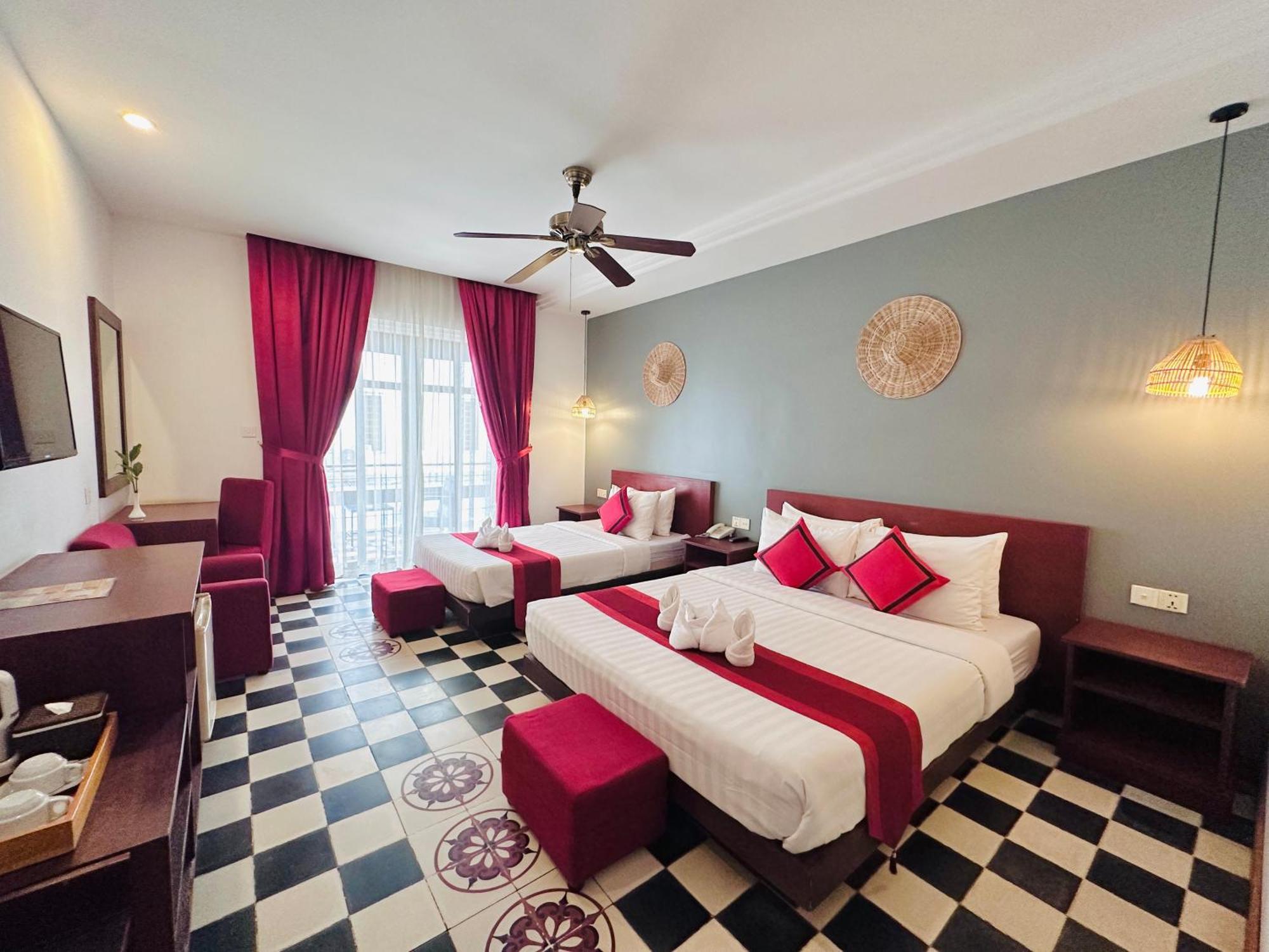 Mekong Angkor Palace Hotel Siem Reap Exteriör bild