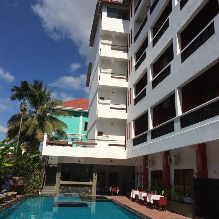 Mekong Angkor Palace Hotel Siem Reap Exteriör bild