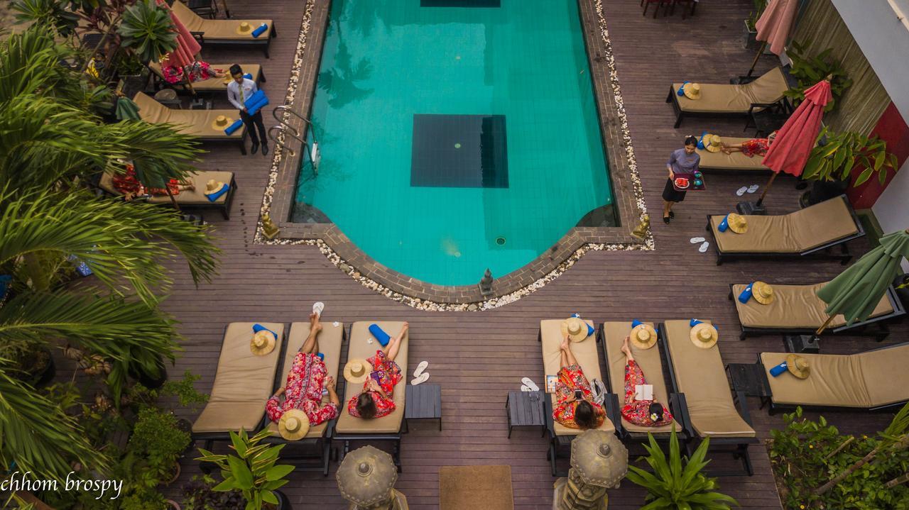 Mekong Angkor Palace Hotel Siem Reap Exteriör bild